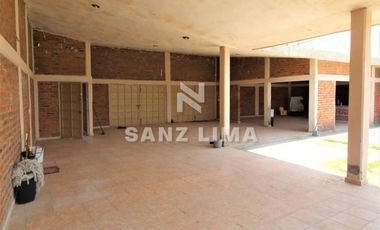 CAMINO A SAN JOSE: INTERESANTE SALÓN DE FIESTAS, CASA Y AMPLIO JARDIN.
