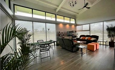 En venta exclusiva residencia en Alto Boquete