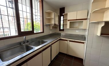 casa en arriendo en santa teresita. Cod A11878