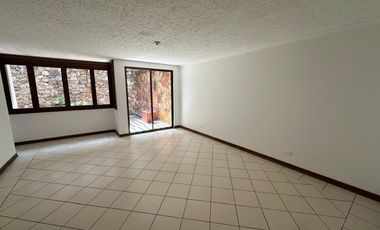 casa en arriendo en santa teresita. Cod A11878