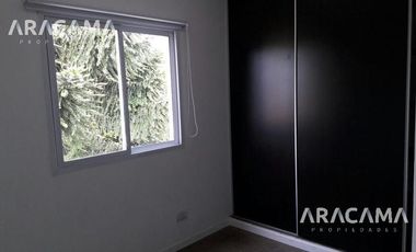 Duplex en calle 12 de Octubre - Monte Grande / APTO A CREDITO!
