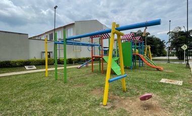 casa en arriendo en ciudad country. Cod A4971