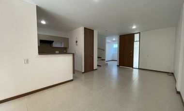 casa en arriendo en ciudad country. Cod A4971
