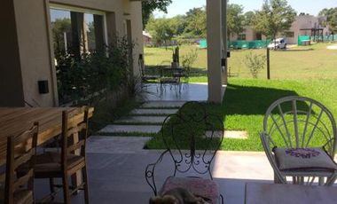 Increíble casa  4 DORMITORIOS en San Matías Gran Lote Interno FINANCIA CORTO PLAZO
