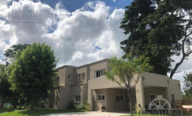 Increíble casa  4 DORMITORIOS en San Matías Gran Lote Interno FINANCIA CORTO PLAZO