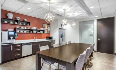 Open plan office space for 10 persons in Regus Tempo Scan