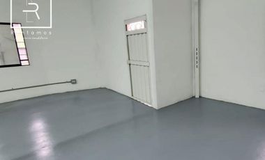 local en arriendo en centro envigado. Cod A104113