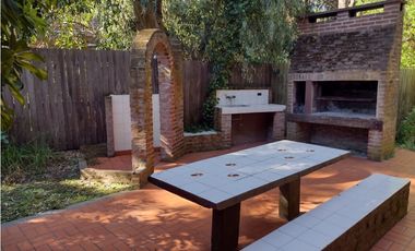 Casa en venta Valeria del Mar con departamento Bathurst  549
