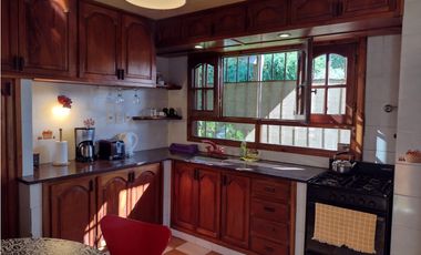 Casa en venta Valeria del Mar con departamento Bathurst  549