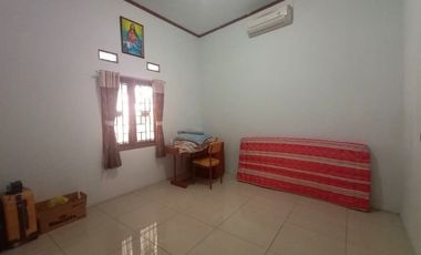 Di Sewakan Rumah Cocok Untuk Kantor Strategis 5 Kamar di Arcamanik Bandung