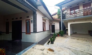 Di Sewakan Rumah Cocok Untuk Kantor Strategis 5 Kamar di Arcamanik Bandung