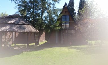 MARCOS PAZ. QUINTA VACACIONAL O PARA VIVIENDA PERMANENTE SOBRE 4 LOTES.