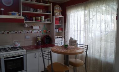 Casa americana en VENTA en muy buen estado y de reciente construcción.