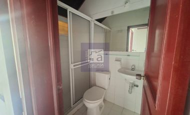 COD. 1579 - SE ARRIENDA CASA - BARRIO: EL TEJAR