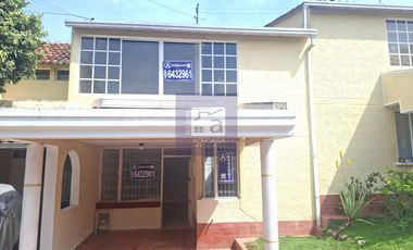 COD. 1579 - SE ARRIENDA CASA - BARRIO: EL TEJAR