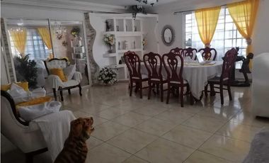 VENDO CASA EN ARRAIJAN BRISAS DEL GOLF 3R