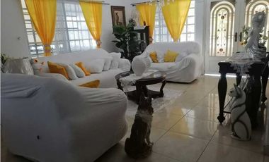 VENDO CASA EN ARRAIJAN BRISAS DEL GOLF 3R