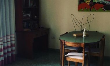 VENTA Propiedad tres ambientes mas dos locales. Jose C Paz.