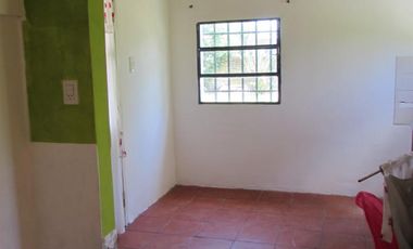 EXCELENTE OPORTUNIDAD, ideal RENTA, tres inmuebles , dos departamentos y una casa, pleno centro , todos los servicios.