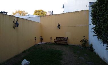 Casa PH en venta en Moron Sur