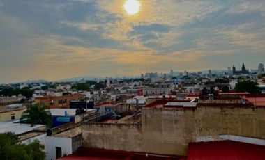 SE VENDE EDIFICIO EN EL CENTRO DE GUADALAJARA