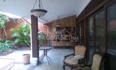 casa-local en venta en caobos. Cod V102122