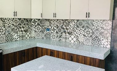 Hermosa Casa en Venta de 3 niveles Fraccionamiento Privado Coatepec