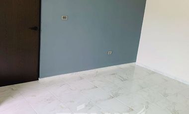 Hermosa Casa en Venta de 3 niveles Fraccionamiento Privado Coatepec