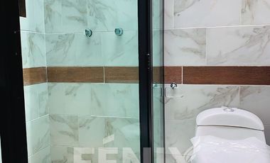 Hermosa Casa en Venta de 3 niveles Fraccionamiento Privado Coatepec