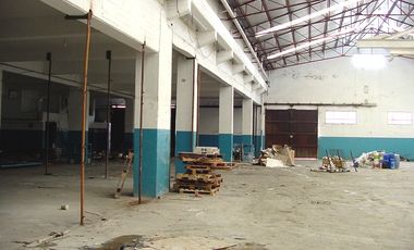 Excelente galpón en alquiler