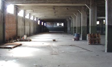 Excelente galpón en alquiler