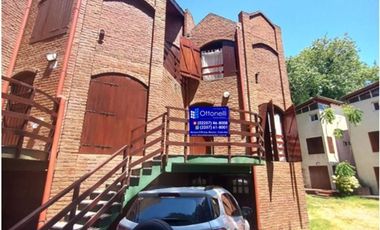 Dúplex en venta de 2 dormitorios c/ cochera en San Bernardo