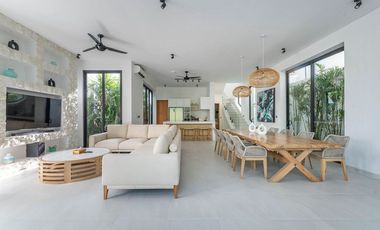 Leasehold - Private Rooftop Sanctuary, A Fully Furnished Luxury Villa in Pererenan, Canggu, Bali
