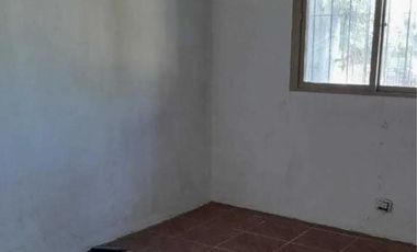 Venta Urgente Casa 3 ambientes con patio