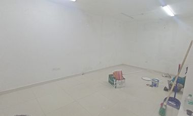 local en arriendo en caÑaveral. Cod A105296