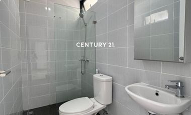 Rumah Modern 3 KT Dekat UPJ Stasiun Dan BXC Mall NY 17622