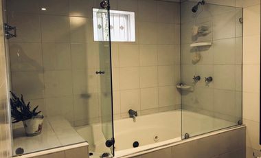 casa en arriendo en la calleja. Cod A5024