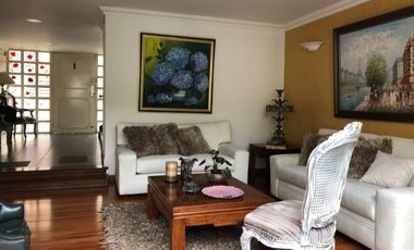 casa en arriendo en la calleja. Cod A5024