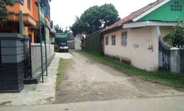 rumah siap huni 2 lantai gratis semua biaya di cilendek