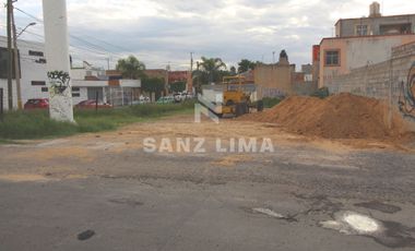 ALAMOS EJE NOR-PONIENTE: FABULOSO TERRENO EN ESQUINA.