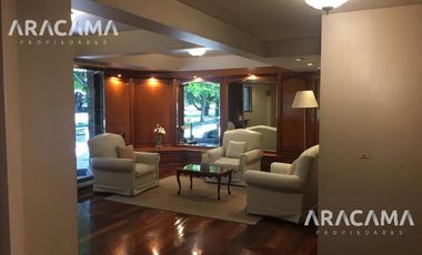 Piso de 240m2 sobre calle OCANTOS 92 -  Centro de  Monte Grande