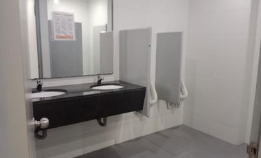 oficina en venta en unicentro. Cod V1121