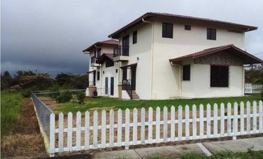 VENDO ALQUILO CASA ESTILO DUPLEX