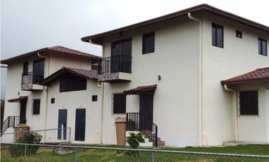 VENDO ALQUILO CASA ESTILO DUPLEX