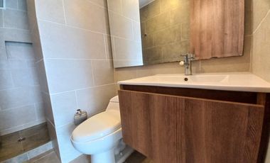 apartaestudio en arriendo en edificio baviera piso 6. Cod A13698
