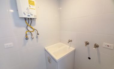 apartaestudio en arriendo en edificio baviera piso 6. Cod A13698