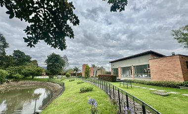 casa en arriendo en canelon. Cod A5663