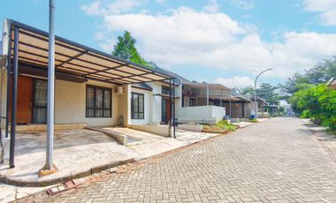 Rumah 10 menit ke Paradise Walk Serpong Hadap Timur Siap KPR J-50097