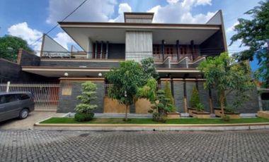 Rumah Mewah Dijual Gayungsari Barat Surabaya WP