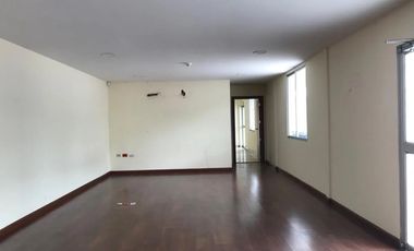 Vendo/Alquilo Local Comercial-Av. J.T.MArengo(J.Luna)